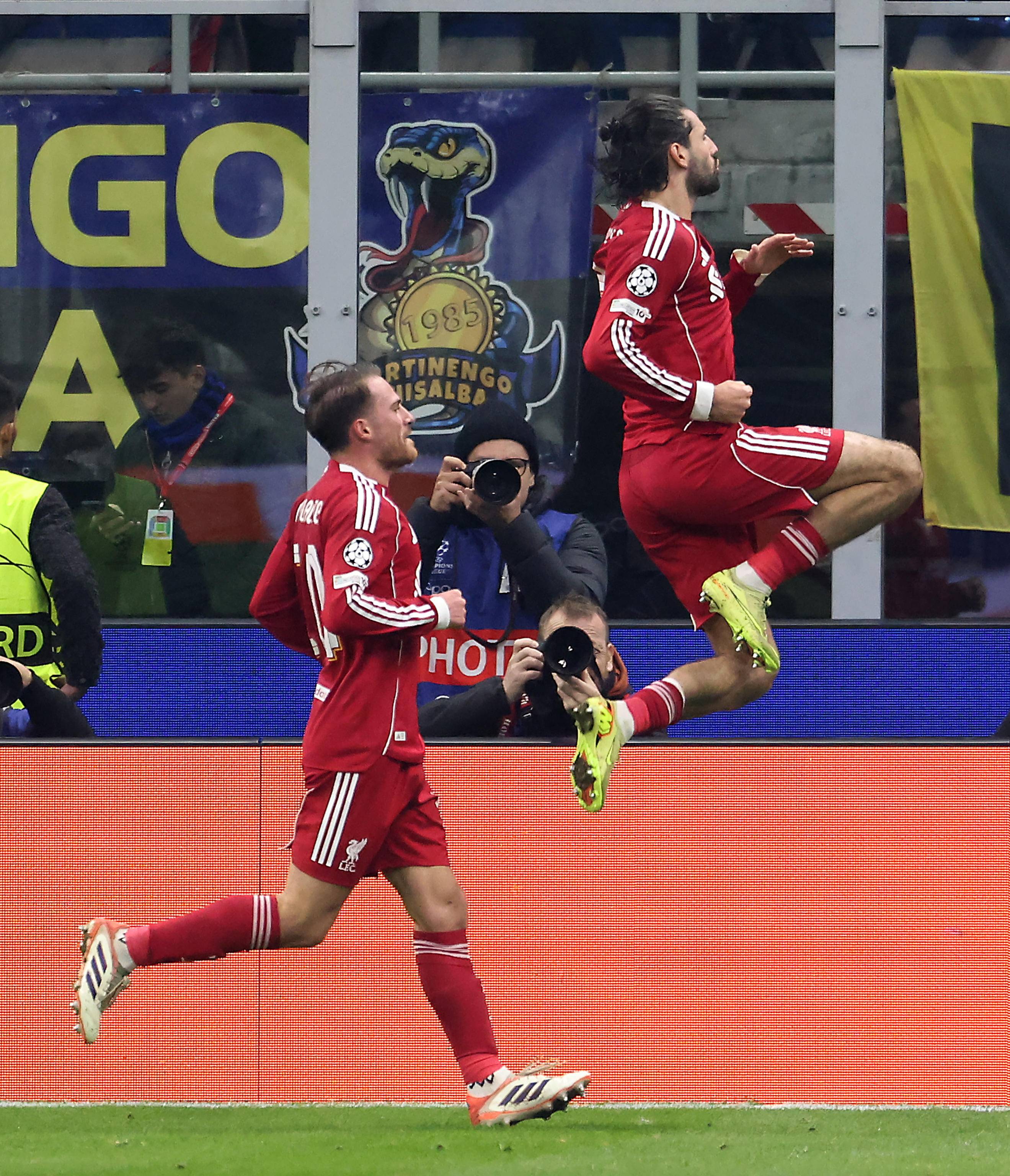 利物浦取得胜利,晋级欧冠半决赛 利物浦取得胜利,晋级欧冠半决赛