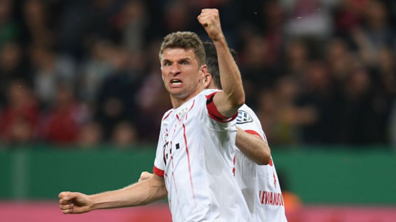 IM体育-加拿大力克墨西哥，穆勒送出助攻