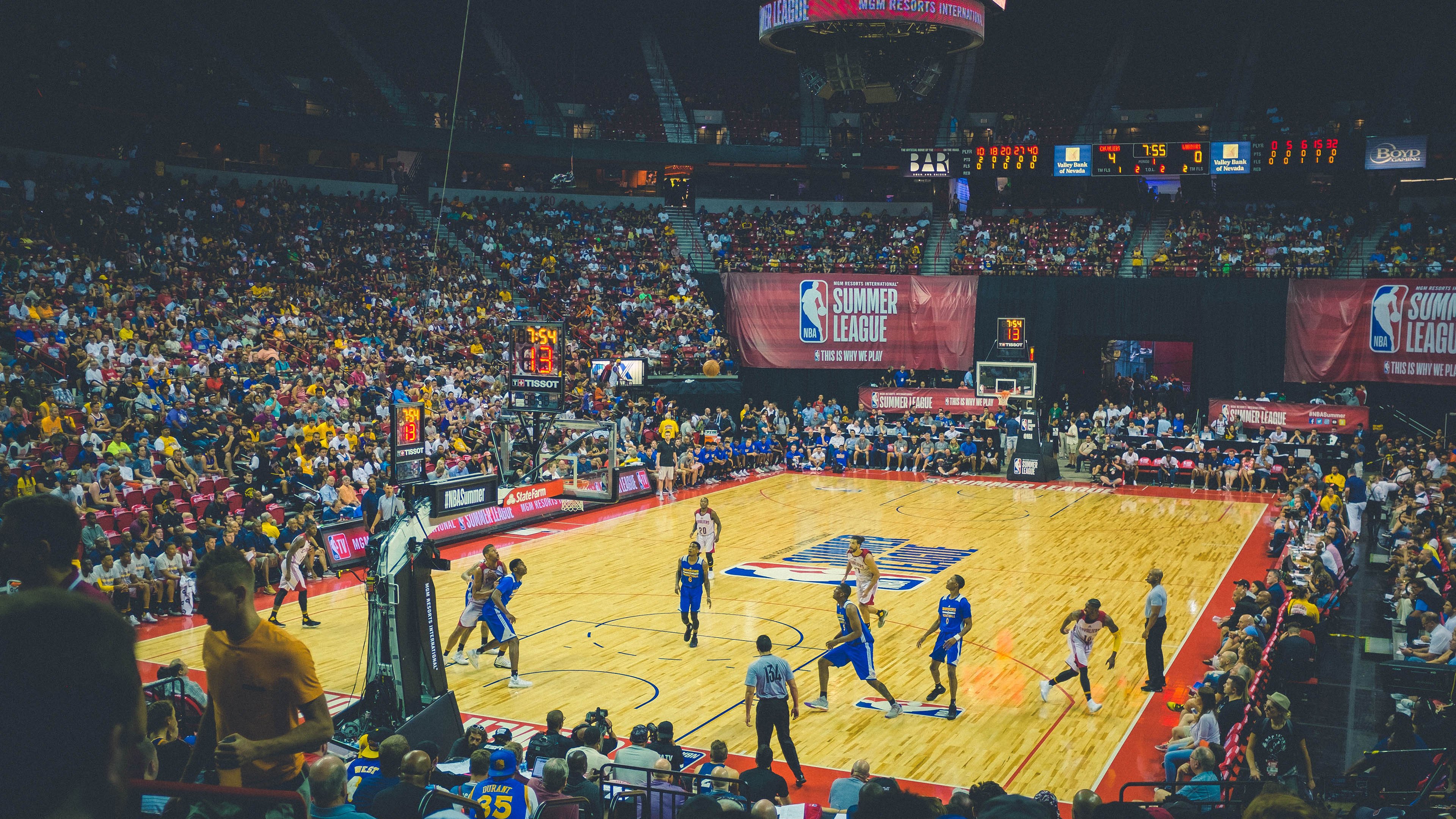 红土之王·联合杯，纳达尔用一场非典型胜利，提前点燃了罗兰·加洛斯的烽火